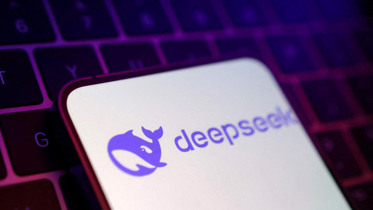 DeepSeek: Come un Team Cinese sta Ridefinendo le Regole dell’AI